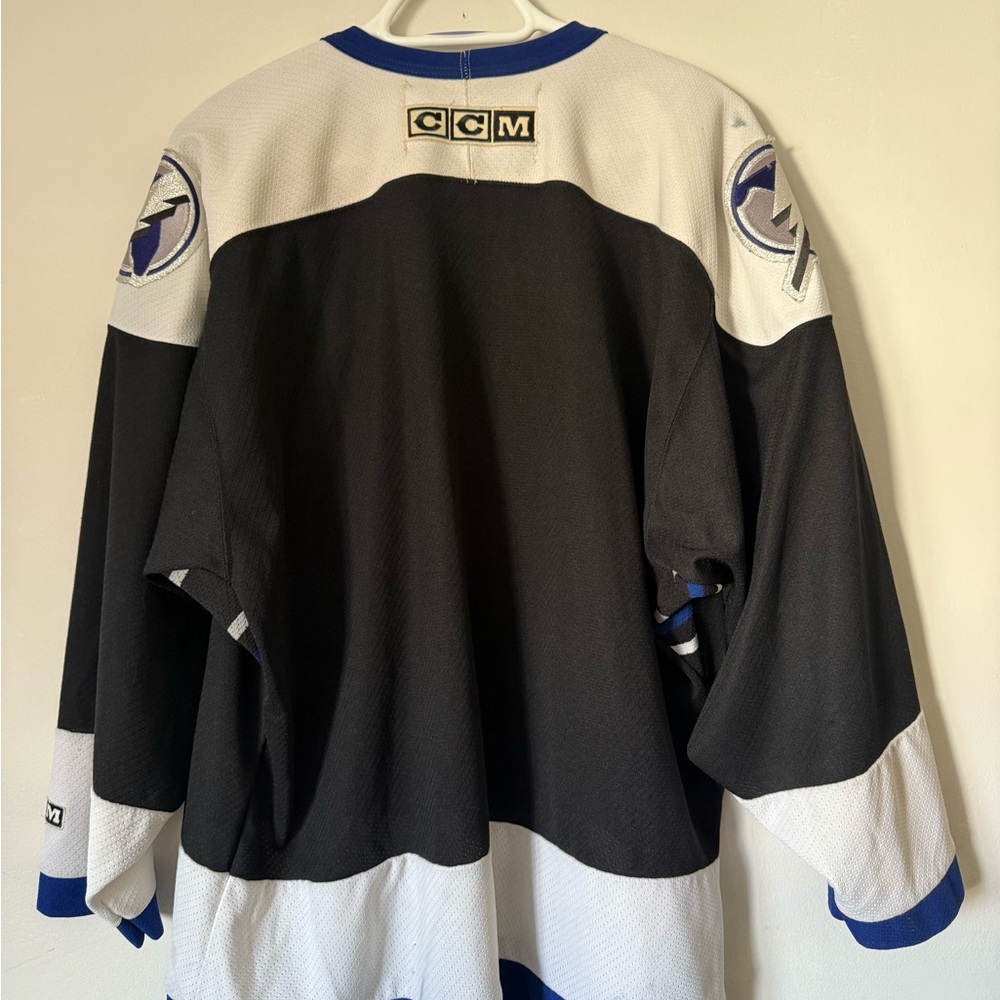 Vintage CCM Tampa Bay Lightning Jersey Black Hockey NHL 90s Men’s Size Large - Picture 2 of 10